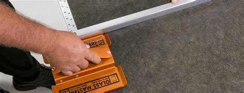 Large tool sledding areas facilitate smooth, precision cuts and minimize operator fatigue. . Duct board tools